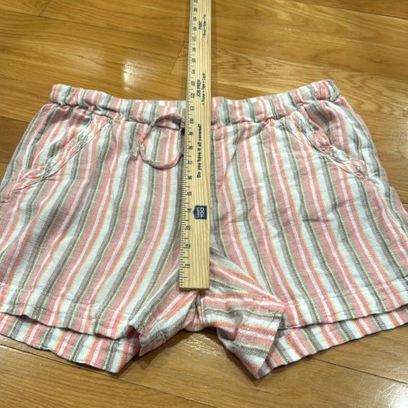 Briggs women’s linen /rayon blend striped shorts size large . - Picture 8 of 10